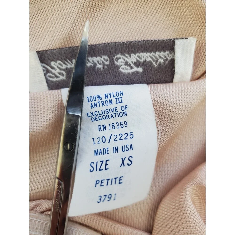 Vintage Romantic Traditions Beige Slip Skirt - Picture 5 of 5